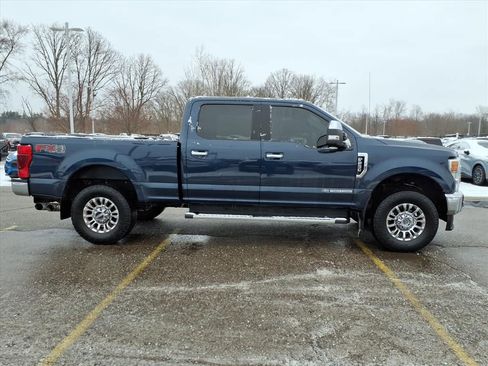 Used 2020 Ford F250 XLT w/ XLT Premium Package image 9