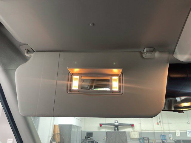 Used 2018 Ford Transit 350 XLT RWD image 25
