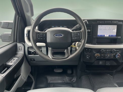 Used 2024 Ford F450 XL RWD image 12