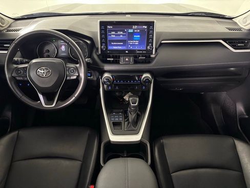 Used 2022 Toyota RAV4 XLE Premium image 36
