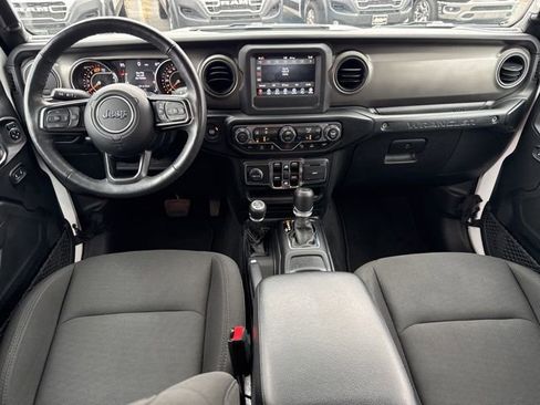 Used 2022 Jeep Wrangler Unlimited Sport image 5