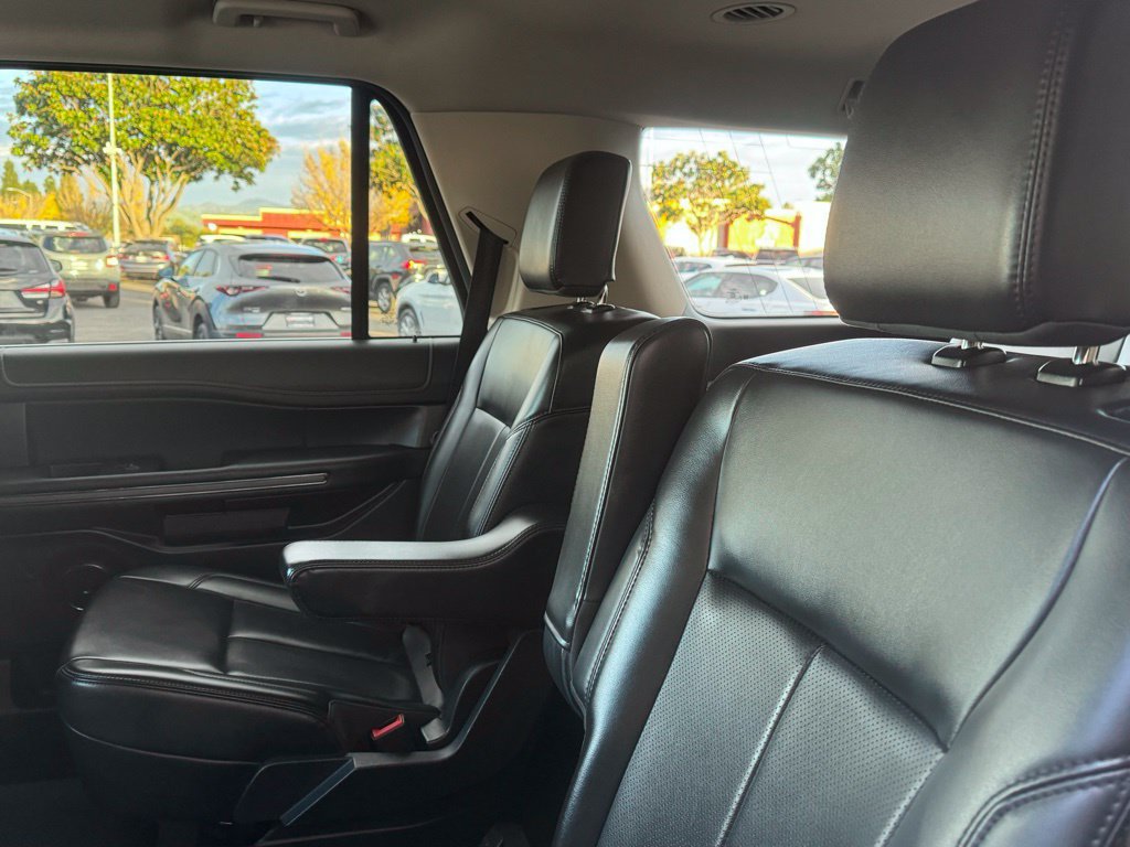 Used 2024 Ford Expedition XLT RWD image 19