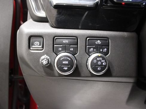 Used 2024 GMC Sierra 1500 Elevation w/ LPO, Elevation Black Package AWD/4WD image 43