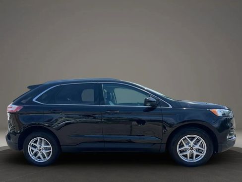 Used 2023 Ford Edge SEL w/ Convenience Package AWD/4WD image 4