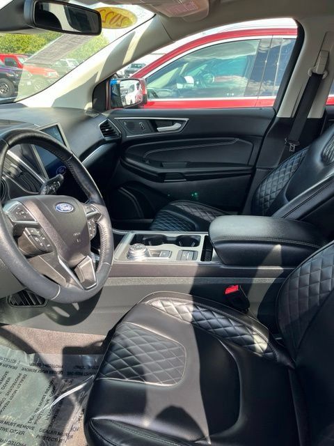 Used 2023 Ford Edge Titanium AWD/4WD image 9