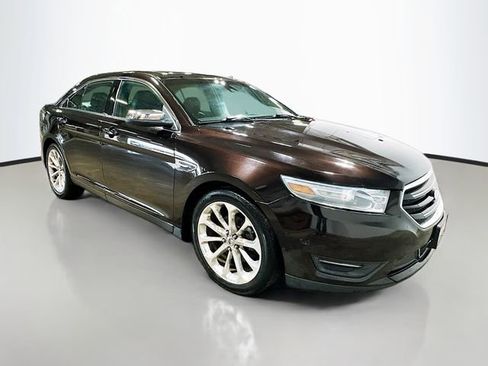 Used 2014 Ford Taurus Limited w/ Equipment Group 301A FWD image 3