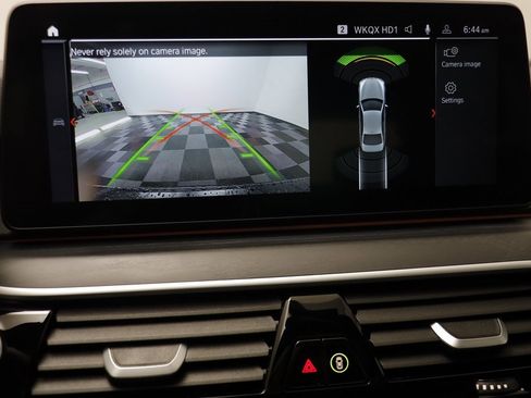 Certified 2023 BMW 530i xDrive w/ Convenience Package image 10