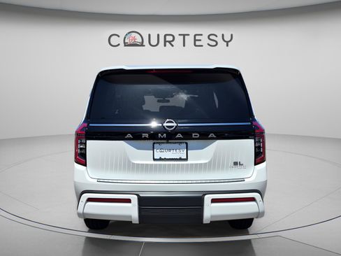 New 2026 Nissan Armada SL w/ Captain's Chari Seat Package AWD/4WD image 5