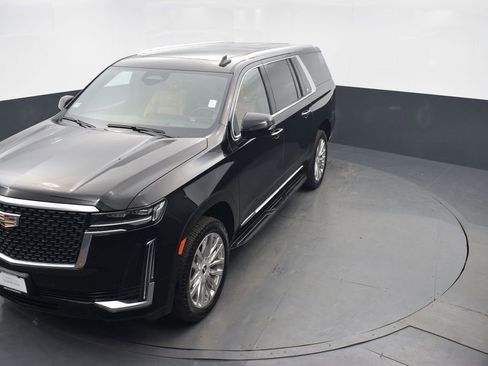 Used 2023 Cadillac Escalade ESV Premium Luxury AWD/4WD image 41