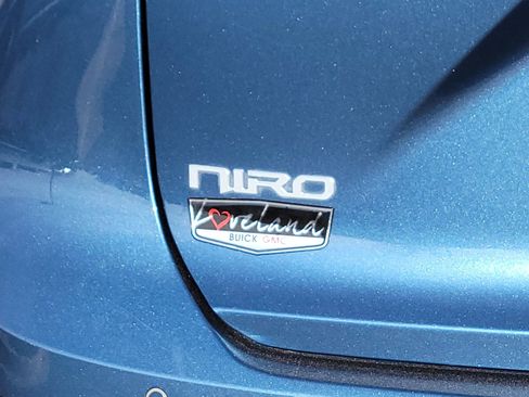 Used 2023 Kia Niro EX w/ EX Cold Weather Package image 11