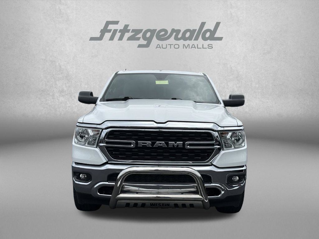Used 2022 RAM 1500 Big Horn AWD/4WD image 3
