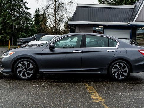 Used 2017 Honda Accord EX-L image 17