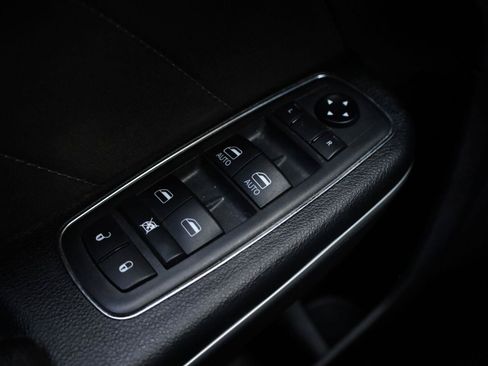 Used 2020 Dodge Charger Scat Pack RWD image 32