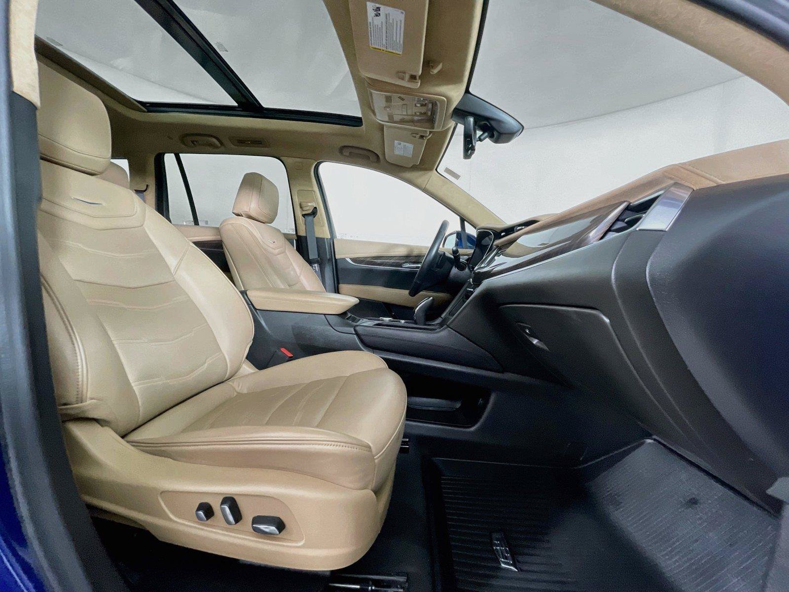 Used 2023 Cadillac XT6 Premium Luxury w/ Platinum Package AWD/4WD image 33