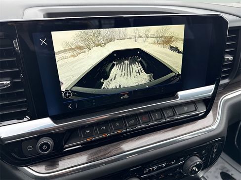 Used 2024 Chevrolet Silverado 1500 LTZ image 26