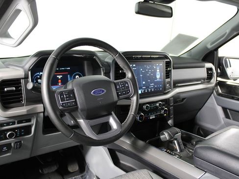 Used 2023 Ford F150 Lightning XLT image 26