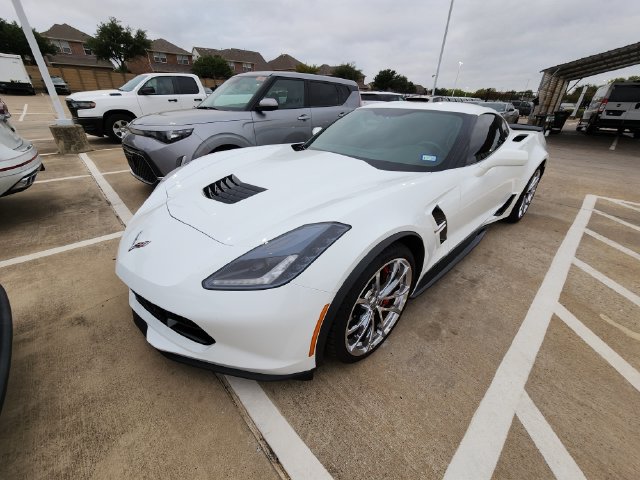 Used 2019 Chevrolet Corvette Grand Sport RWD image 3