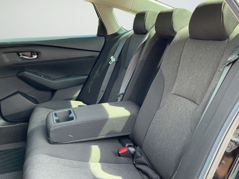 Used 2025 Honda Accord LX image 20