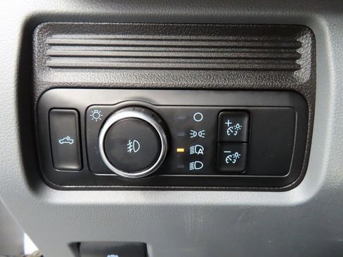 Used 2024 Ford F250 XLT image 48