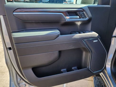 New 2026 GMC Sierra 1500 SLT image 14