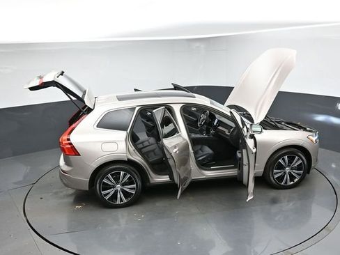 Used 2023 Volvo XC60 B5 Plus w/ Protection Package Premier FWD image 47
