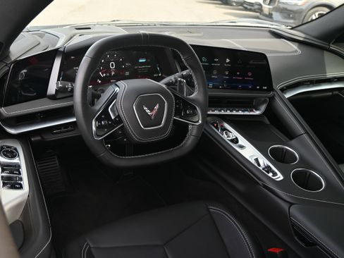 Used 2026 Chevrolet Corvette Stingray Convertible w/ Battery Protection Package image 3