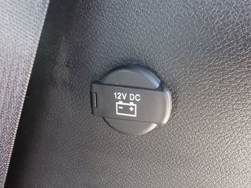 Used 2025 Chrysler Pacifica Select FWD image 47
