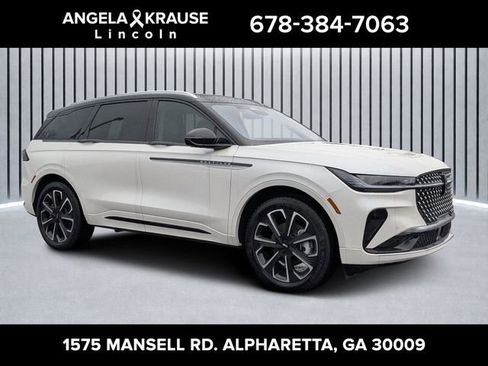 New 2026 Lincoln Nautilus Reserve image 1