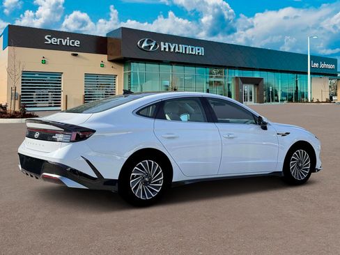 New 2026 Hyundai Sonata SEL FWD image 8