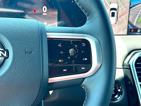New 2026 Nissan Armada SL w/ Captain's Chari Seat Package AWD/4WD image 19