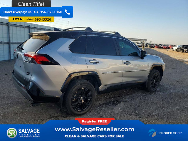 Used 2025 Toyota RAV4 XSE AWD/4WD image 4