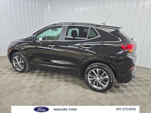 Used 2023 Buick Encore GX Select w/ Sport Touring Package AWD/4WD image 5