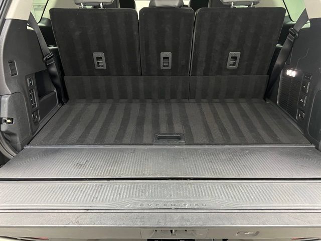 Used 2025 Ford Expedition Active AWD/4WD image 49