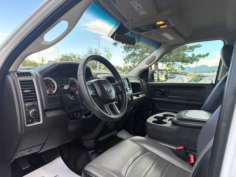 Used 2022 RAM 1500 Tradesman w/ Chrome Appearance Group AWD/4WD image 24