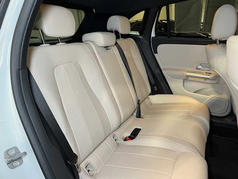 Certified 2025 Mercedes-Benz GLA 250 4MATIC image 14