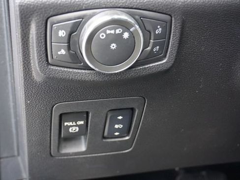 Used 2017 Ford F150 XLT w/ Equipment Group 302A Luxury RWD image 30