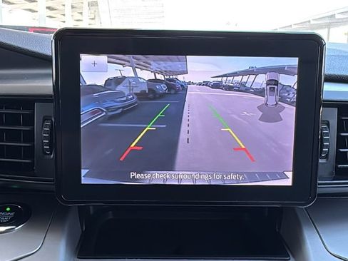 Certified 2020 Ford Explorer XLT RWD image 16