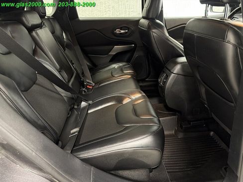 Used 2021 Jeep Cherokee Latitude Plus AWD/4WD image 10