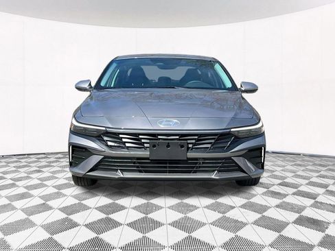 New 2025 Hyundai Elantra Blue image 19