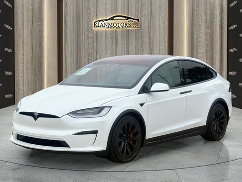 Used 2023 Tesla Model X AWD/4WD image 6