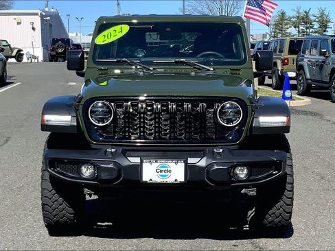 Certified 2024 Jeep Wrangler Willys image 3