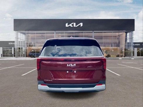 New 2026 Kia Carnival FWD image 7