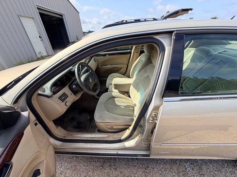 Used 2007 Buick Lucerne CX FWD image 20