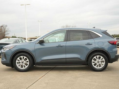 Used 2023 Ford Escape Active image 3