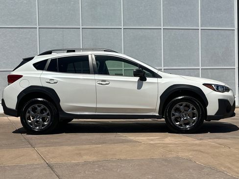 Used 2021 Subaru Crosstrek 2.5i Sport w/ Moonroof Package AWD/4WD image 3