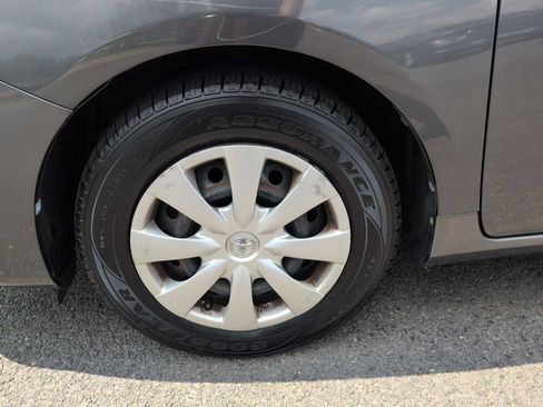 Used 2010 Toyota Corolla LE FWD image 14