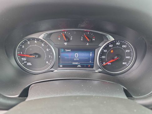 Used 2023 GMC Terrain SLE w/ Driver Convenience Package image 11