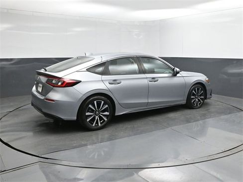 Used 2023 Honda Civic EX-L image 11