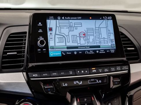 Used 2026 Honda Odyssey Touring image 18