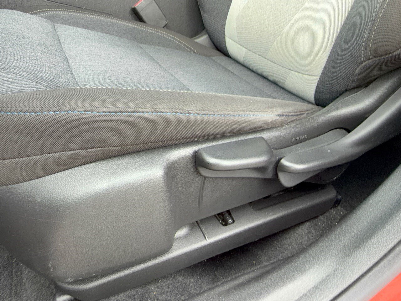 Used 2024 Chevrolet Trax LS w/ LS Convenience Package FWD image 16